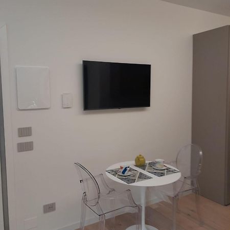 Appartement Monolocale Cairoli 18 à Fiorenzuola dʼArda Extérieur photo